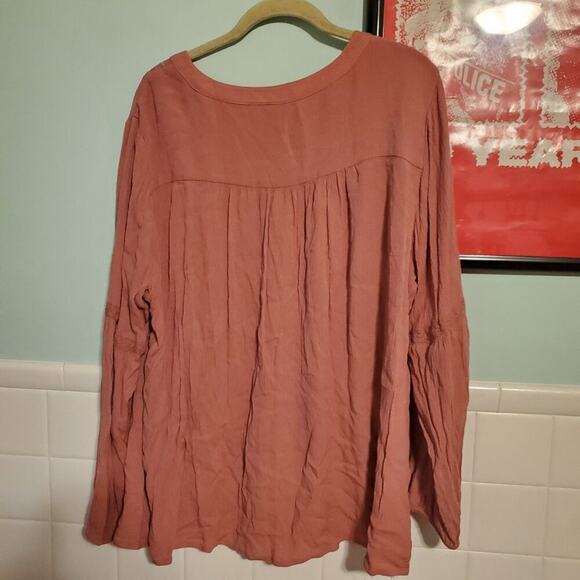 Torrid Dusty Pink Crinkle Gauze Embroidered V Neck Blouse Top - Picture 7 of 11